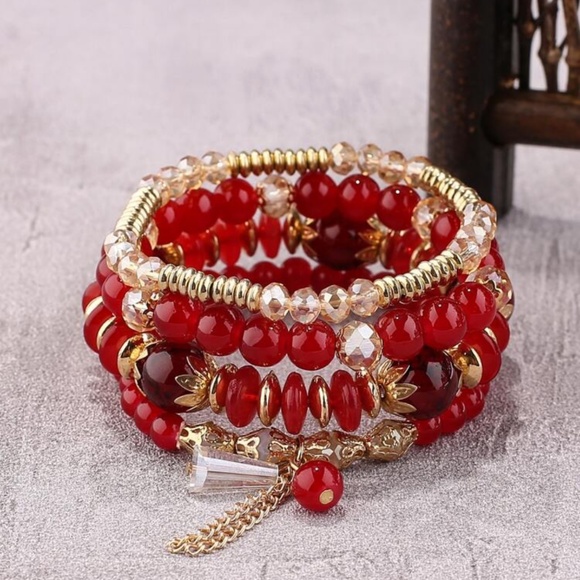 Jewelry - NWT Set of Bracelts